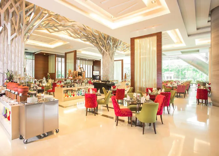 The Grand Fourwings Convention 5*