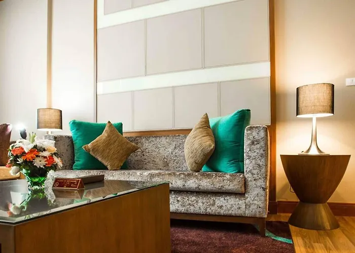 The Grand Fourwings Convention Hotel 5*