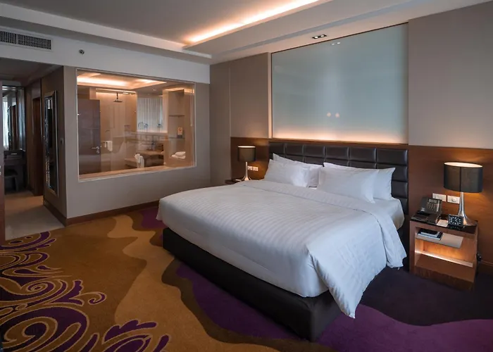 Hotel The Grand Fourwings Convention 5*